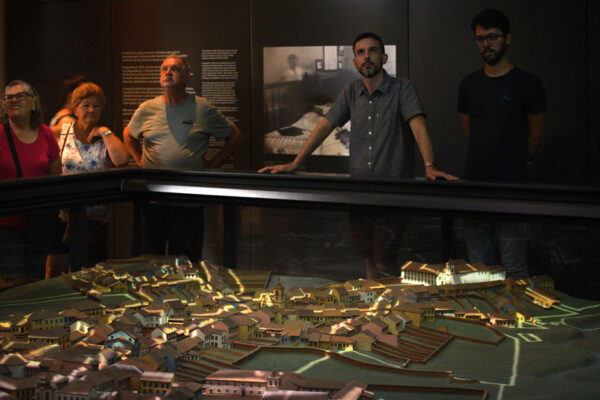 03-maquete_15r 03-maquete_15r