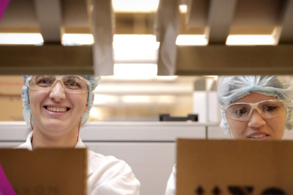 Avon-Institucional-Institutional-14 Avon-Institucional-Institutional-14