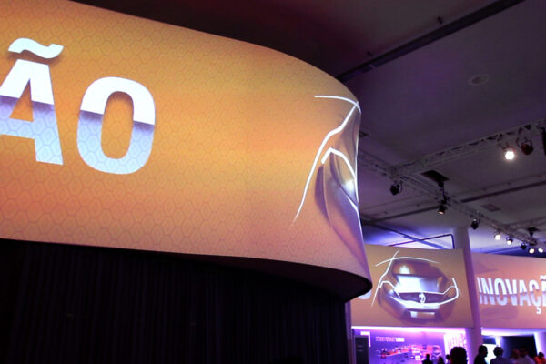 novo-renault-logan-galeria-4web-19 novo-renault-logan-galeria-4web-19