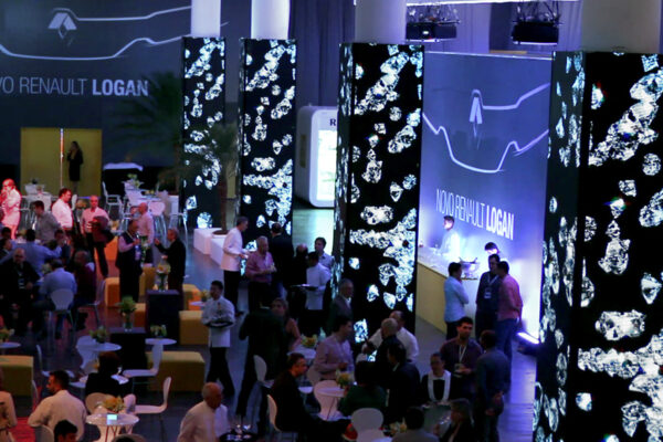 novo-renault-logan-galeria-4web-20 novo-renault-logan-galeria-4web-20