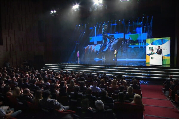 premio-cob-galeria-4web-13 premio-cob-galeria-4web-13